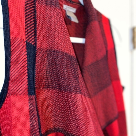 New Directions Weekend size medium ladies buffalo plaid long vest - Picture 4 of 6